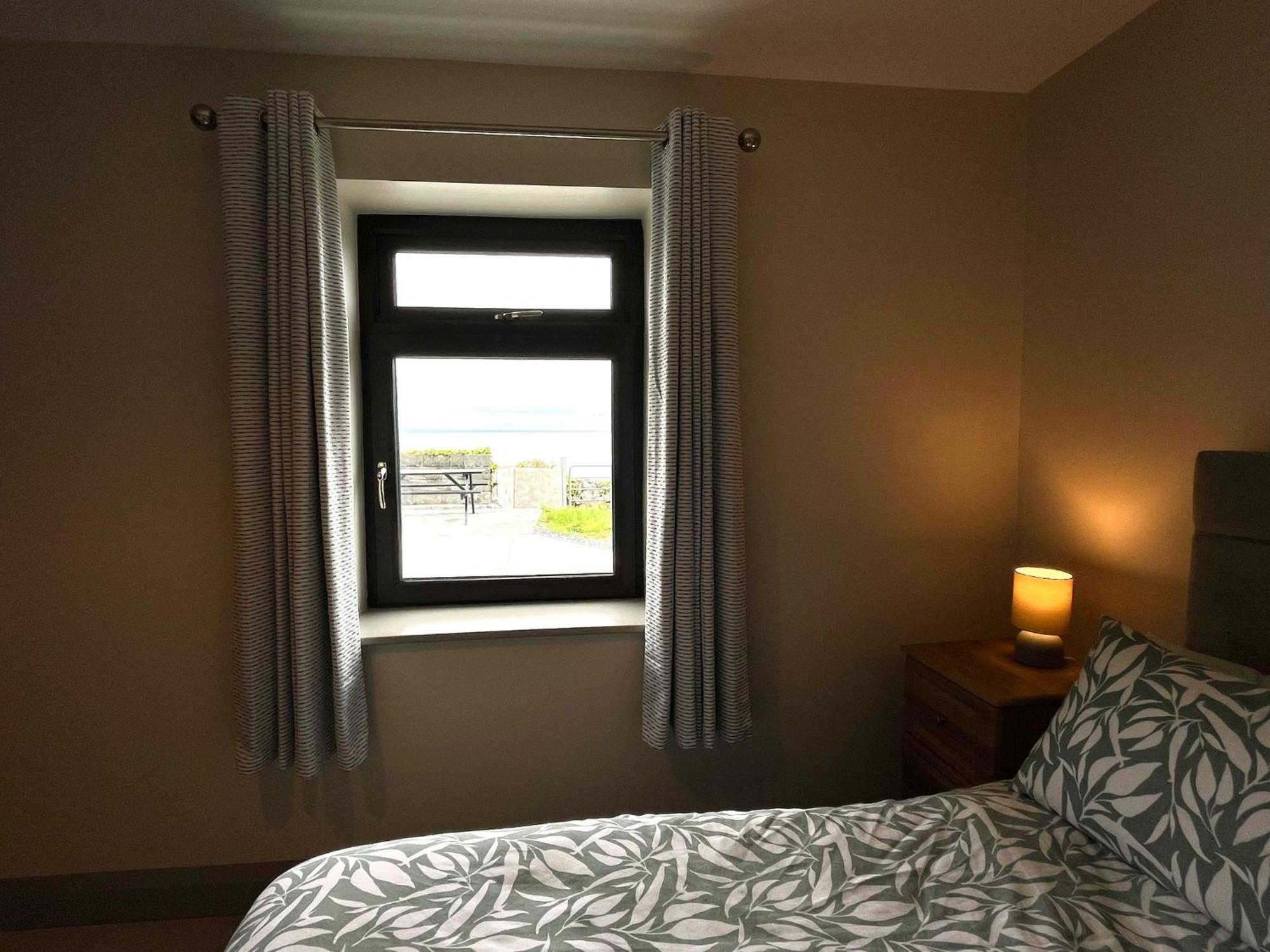 Tigh Fitz Apartments - Inis Mor, Aran Island Inishmore Eksteriør billede