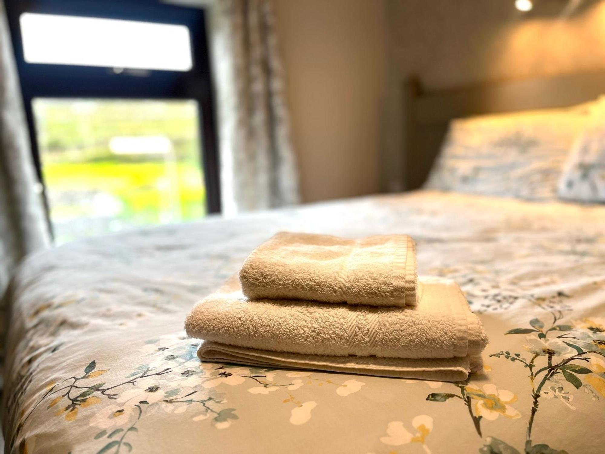 Tigh Fitz Apartments - Inis Mor, Aran Island Inishmore Eksteriør billede